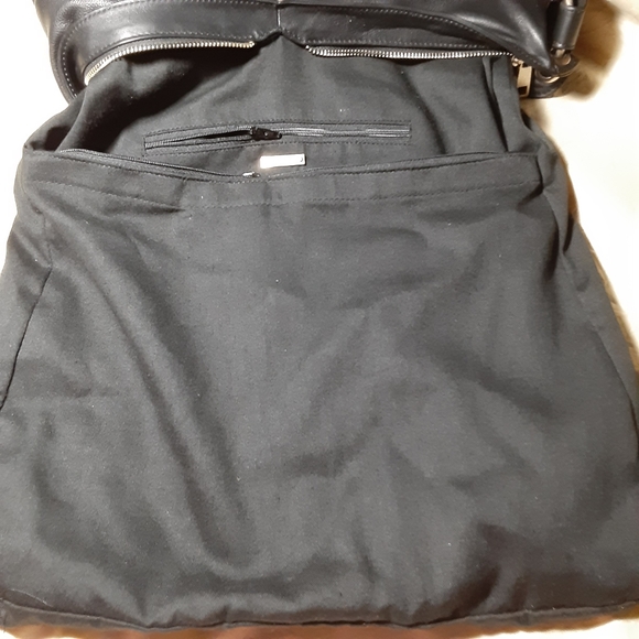 AXARA Paris genuine leather hobo shoulder bag - Picture 5 of 12